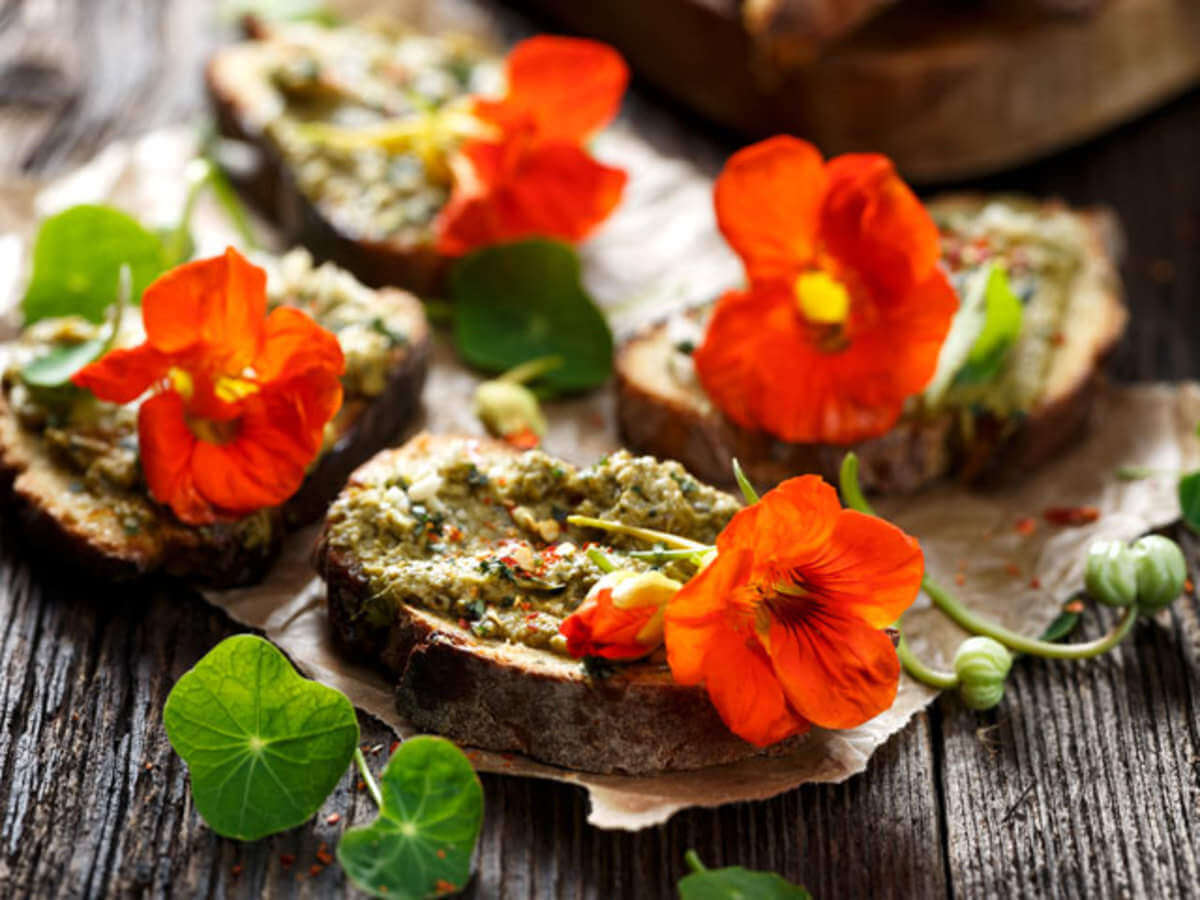 cac-loai-hoa-an-duoc