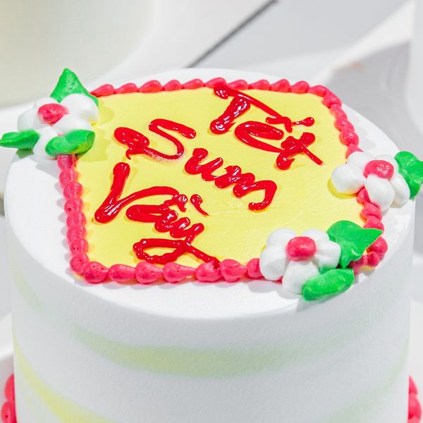 banh-kem-mung-nam-moi