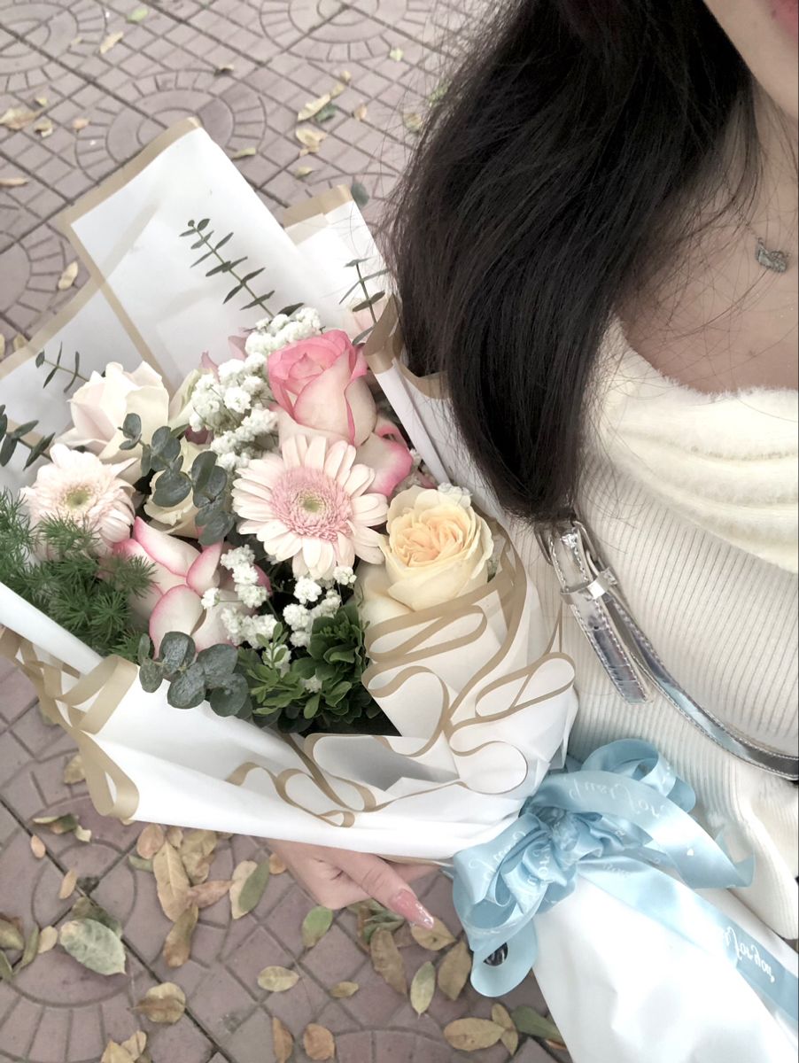 hoa-tang-ngay-valentine-den