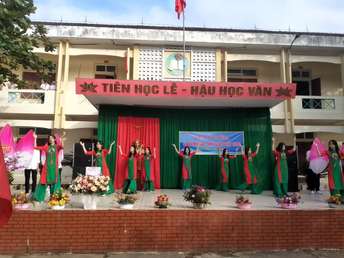 hoa-be-giang-hoa-tong-ket-nam-hoc